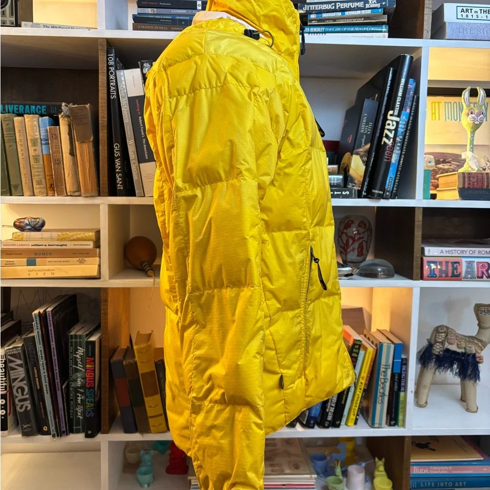 Polo by Ralph Lauren Men's Bright Yellow Puffer Jacket - Picture 3 of 11